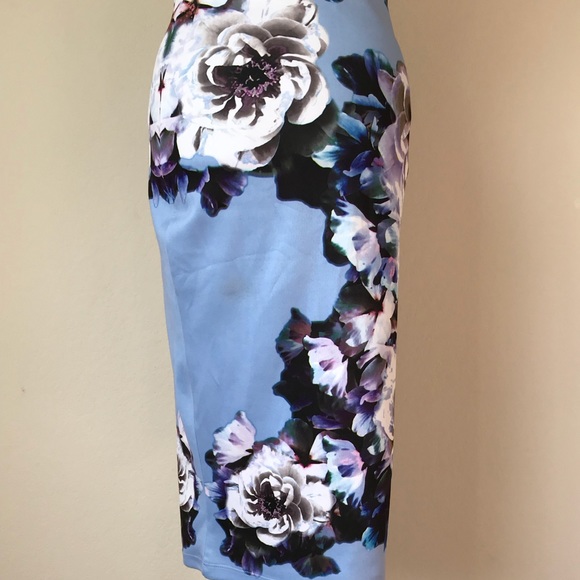 SOLDStunning vintage floral skirt sz S - Picture 3 of 8